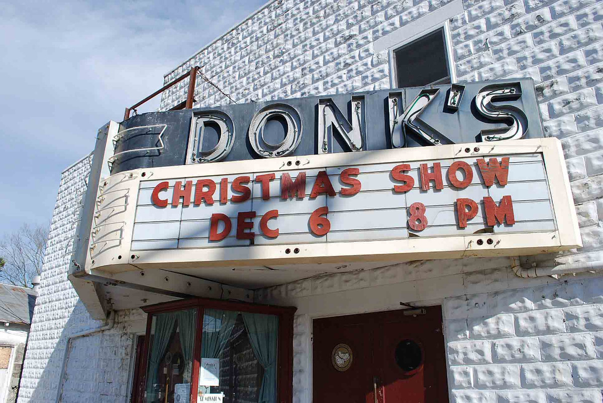 Donk’s Theatre